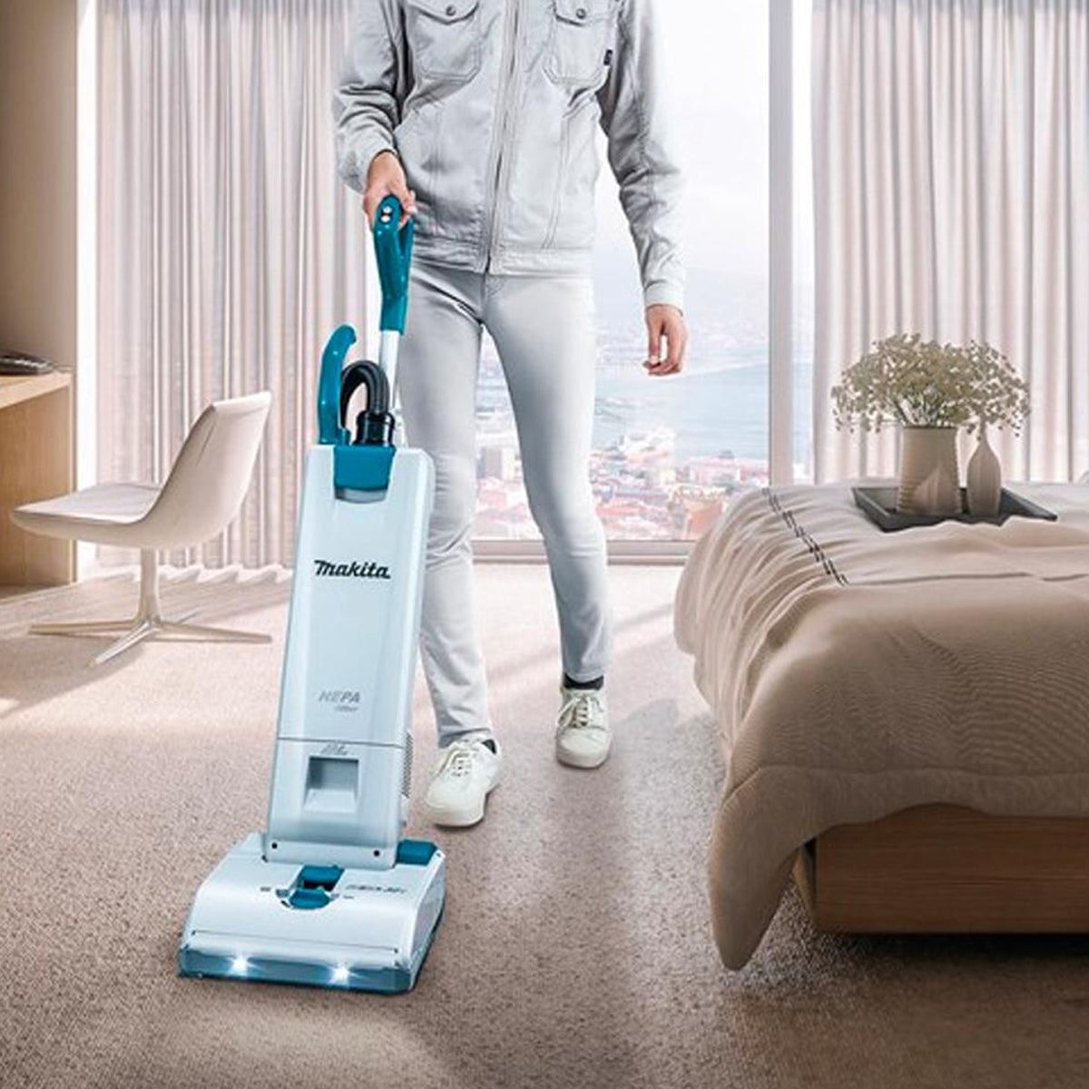 Makita DVC560Z 36V LXT Brushless Upright Vacuum Cleaner Body Only