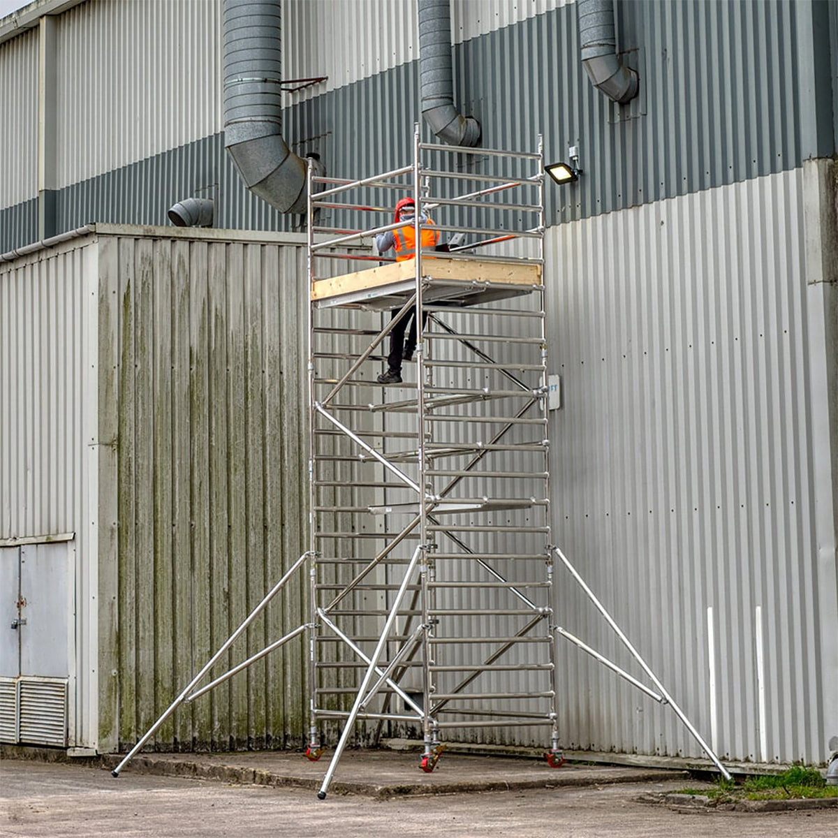 TB Davies THREE-T Aluminium Double Width Industrial Scaffold Tower 1.35m x 2.0m x 4.20m 3015-006