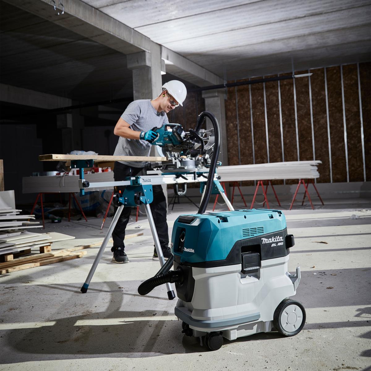Makita VC006GMZ01 80VMax (2 x 40V) XGT Brushless M-Class Dust Extractor Body Only