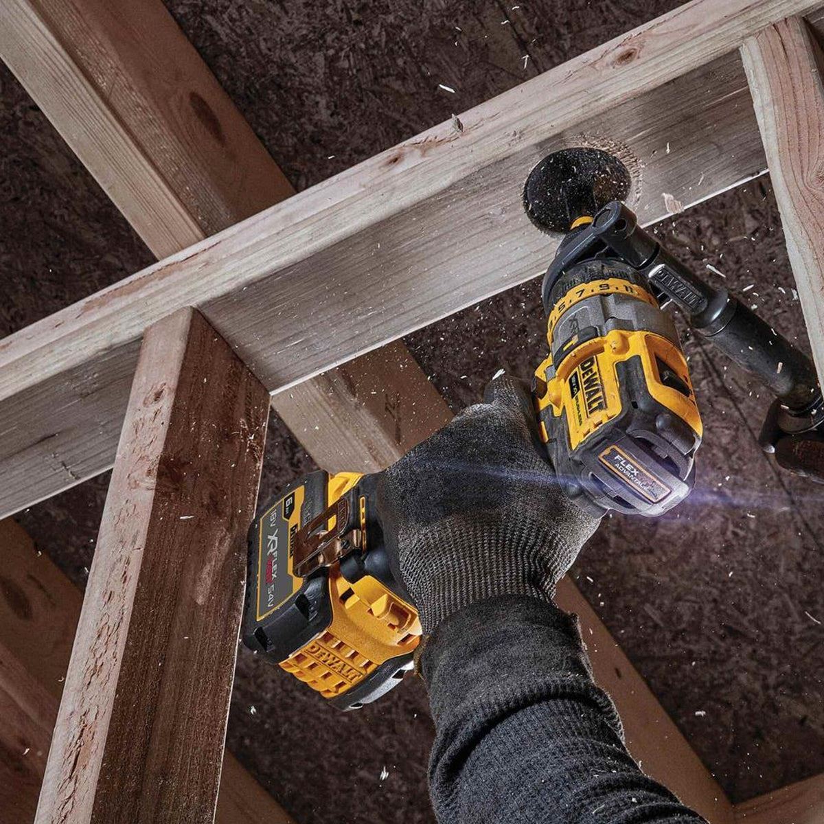 DeWalt DCK2052H1 18V Combi Drill & Impact Driver Twin Kit with 1 x 5.0Ah & 1 x 1.7Ah Batteries Charger in box