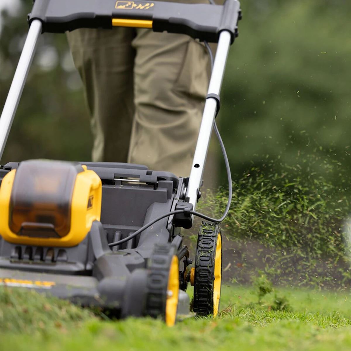Dewalt DCMWP500N-XJ 54V XR Flexvolt Brushless 53cm Lawn Mower with 2 x 6.0Ah Battery & Charger