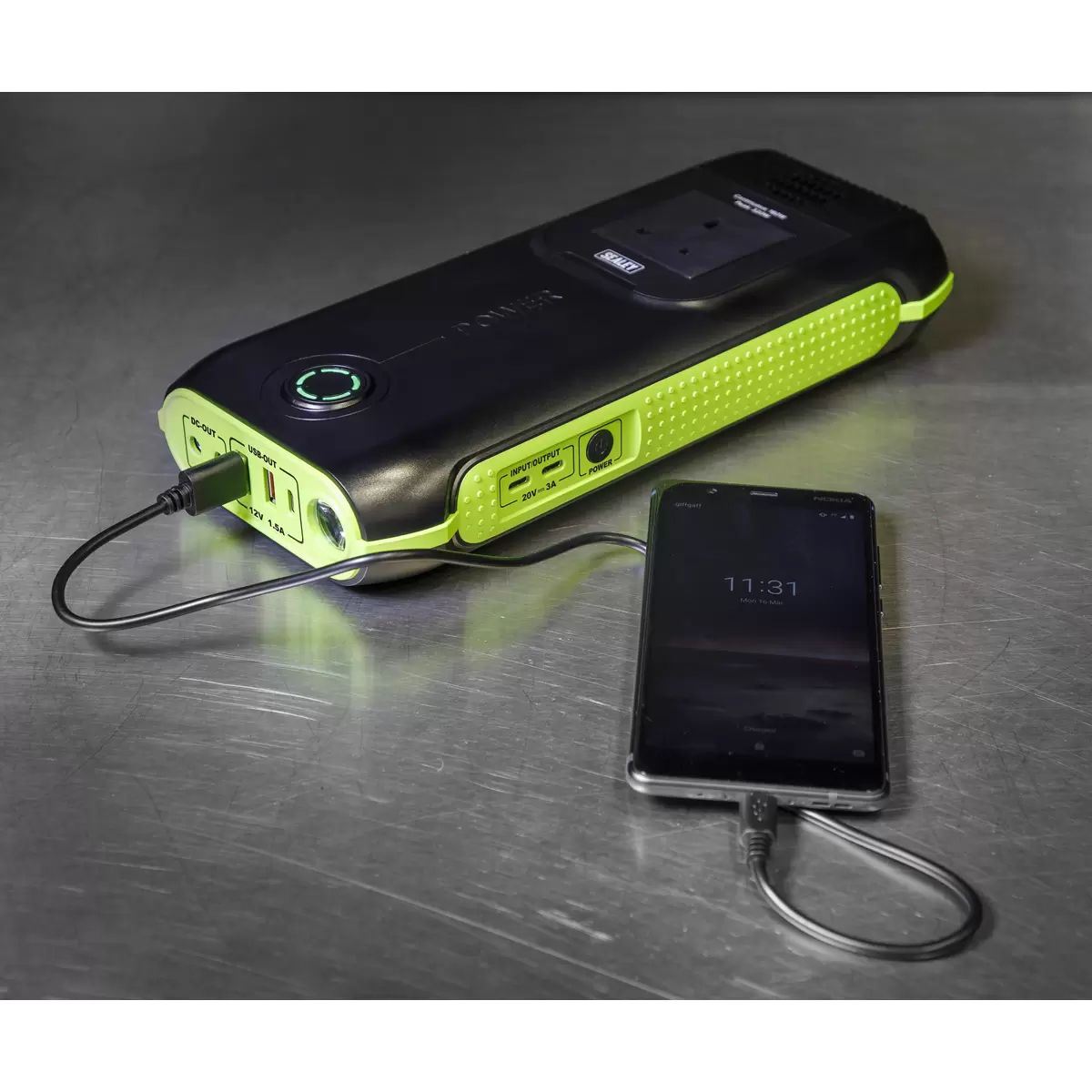 Sealey SPB160W Lithium AC Power Pack 160W