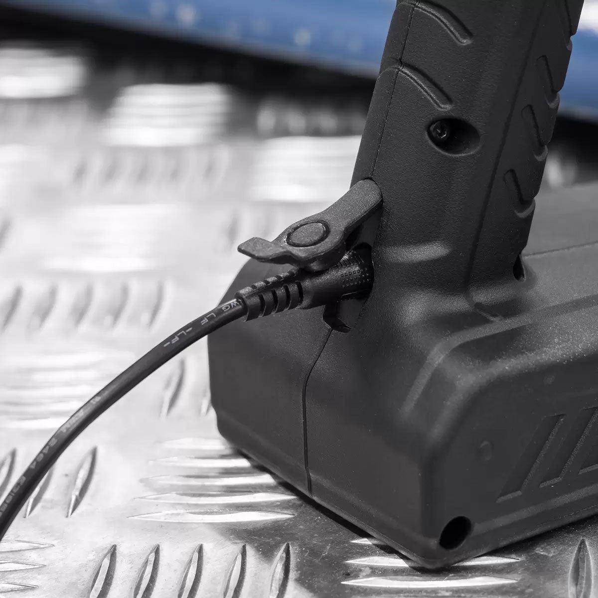 Sealey UVC01 Rechargeable Inspection UV Curing Light Kit 66W