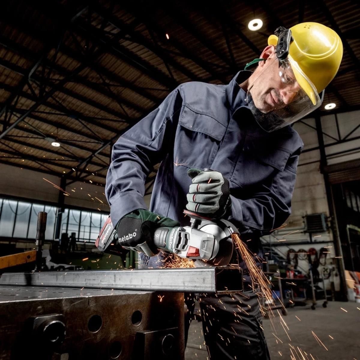 Metabo W 18 LT BL 11-125 18V 125mm Brushless Angle Grinder with 1 x 5.2Ah Battery & Charger