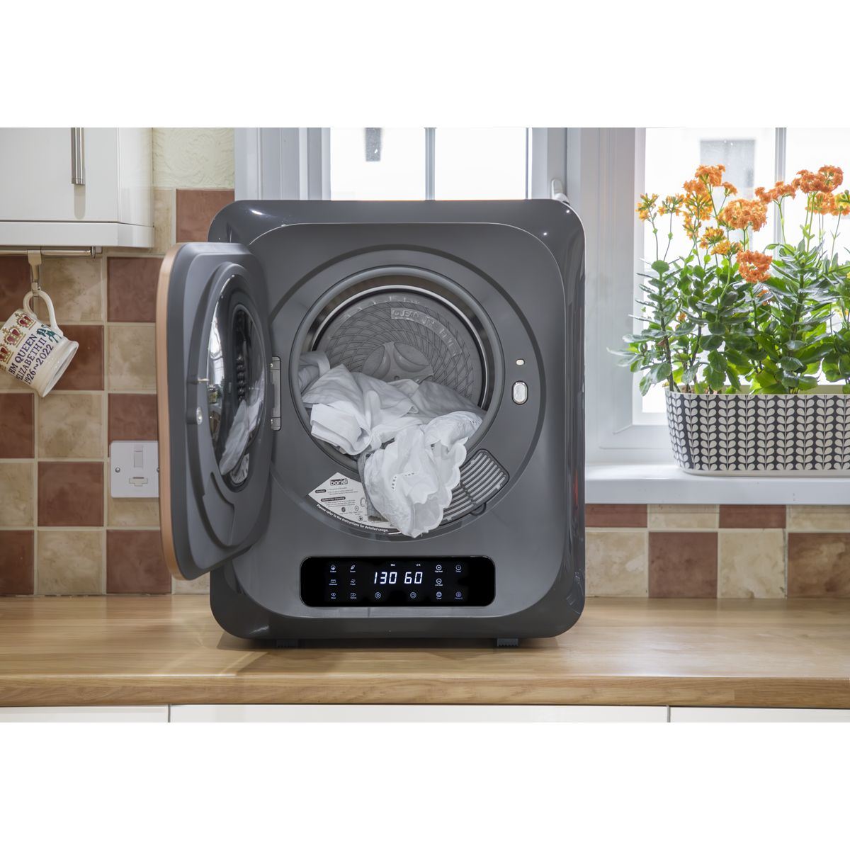 Sealey DH229 Baridi Tabletop Tumble Dryer with Digital Controls 2.5kg Capacity Black