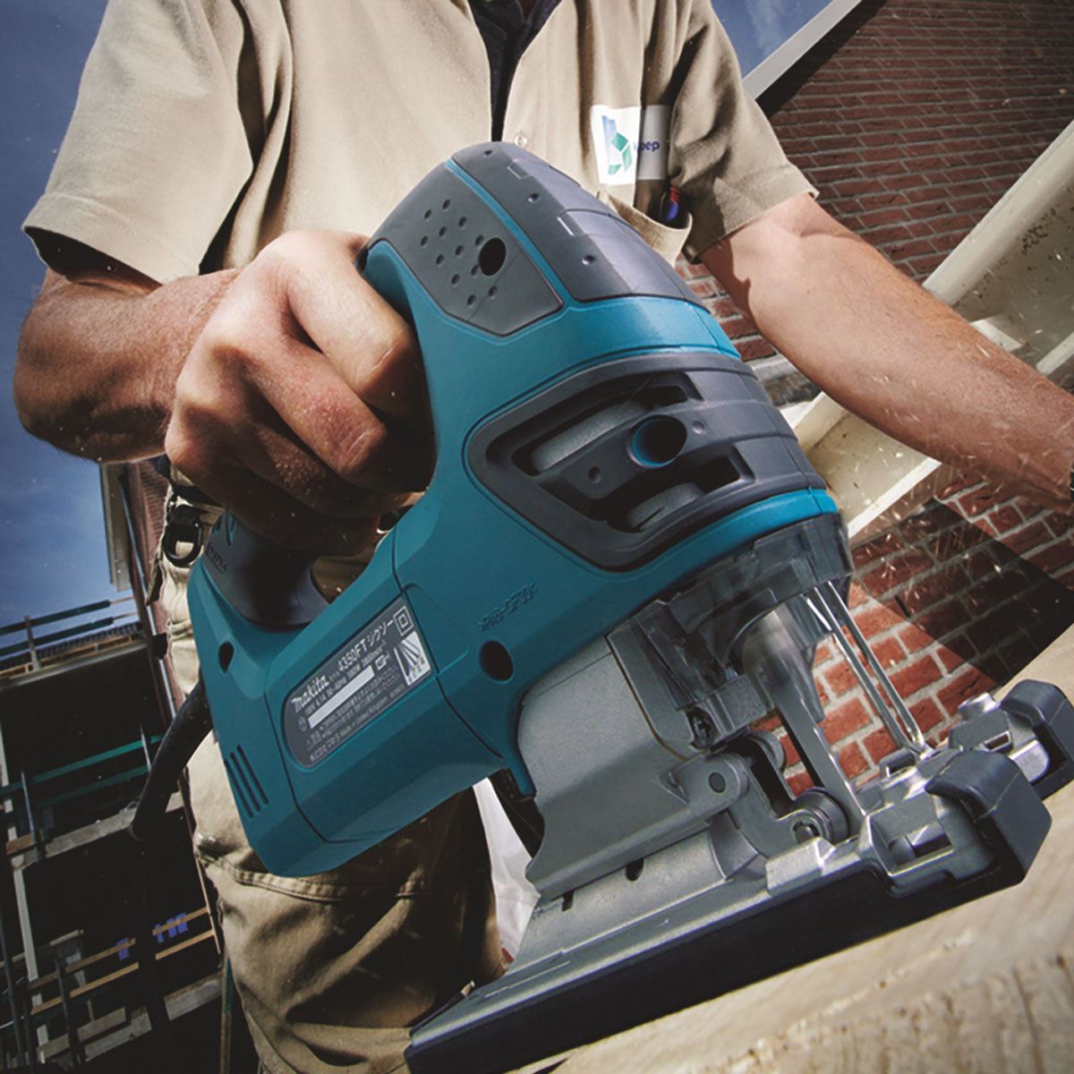 Makita 4350FCT/1 Orbital Jigsaw Tool-Less Blade Change With Job Light 110V/720W