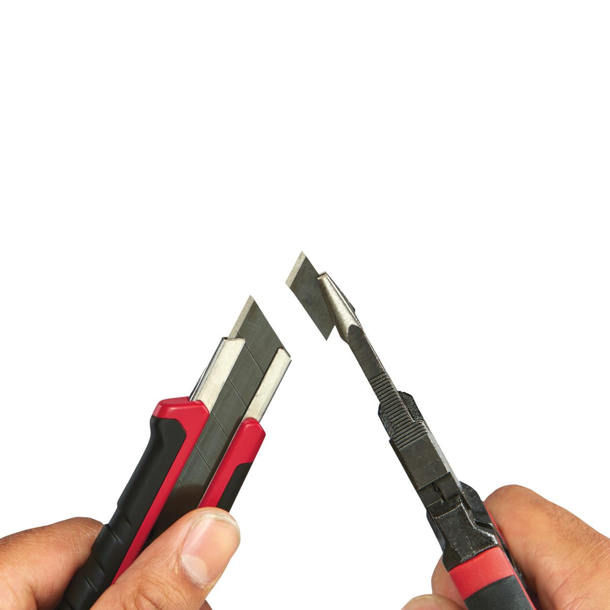 Milwaukee 25mm Snap Knife Replacement Blades Pack of 10 4932480108