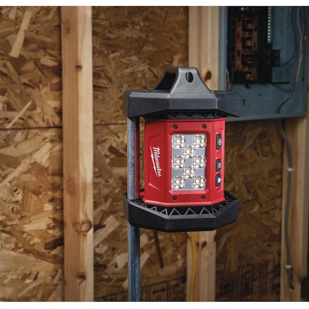Milwaukee M18AL-0 18V LED Area Light with 1 x 3.0Ah Battery & Charger