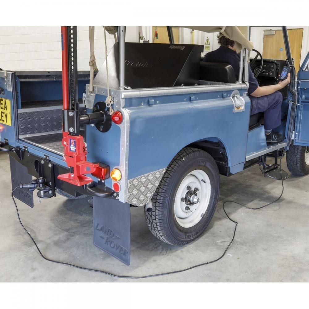 Sealey TST22 12V 13-Pin Towing Socket Tester