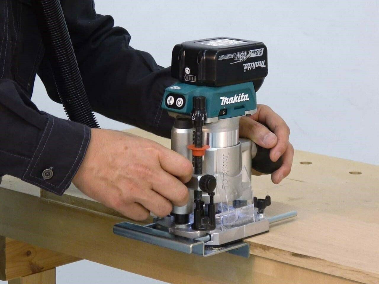 Makita 195563-0 Plunge Router Trimmer Base + Dust Nozzle 194733-8 + Guide Bush