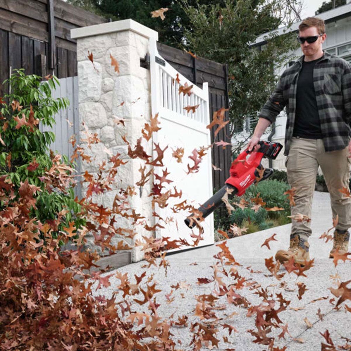 Milwaukee M18F2BL-0 36V Fuel Brushless Dual Battery Blower Body Only 4933479987