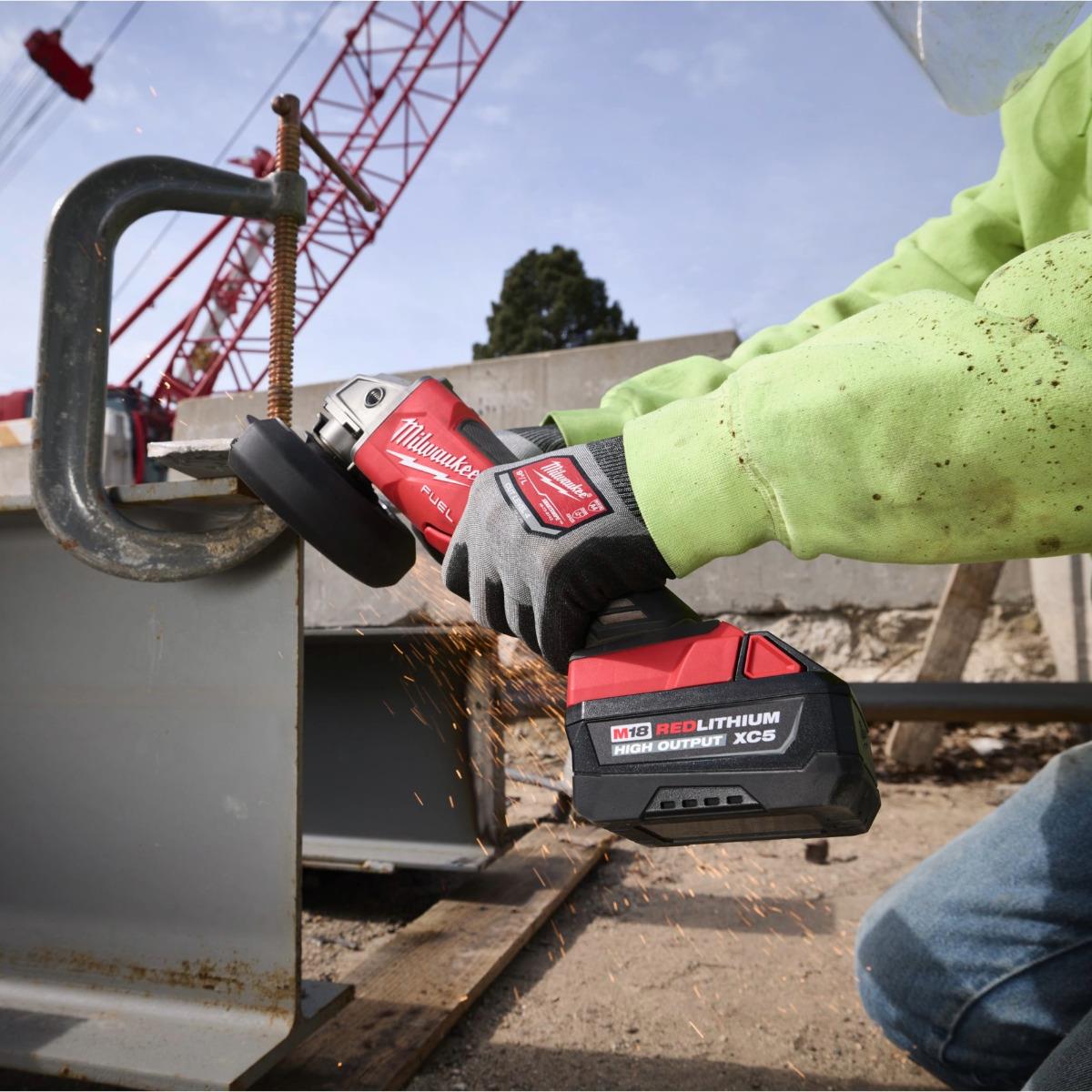 Milwaukee M18HB5 18V 5.0Ah Red-Lithium XC5 High Output Battery 4932499042