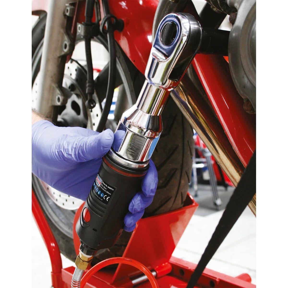 Sealey SA607 Premier Air Ratchet Wrench 3/8 Inch Sq Drive
