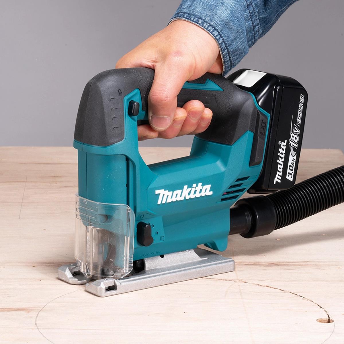 Makita DJV186Z 18V LXT Cordless Jigsaw With 1 x 5.0Ah Battery & Charger