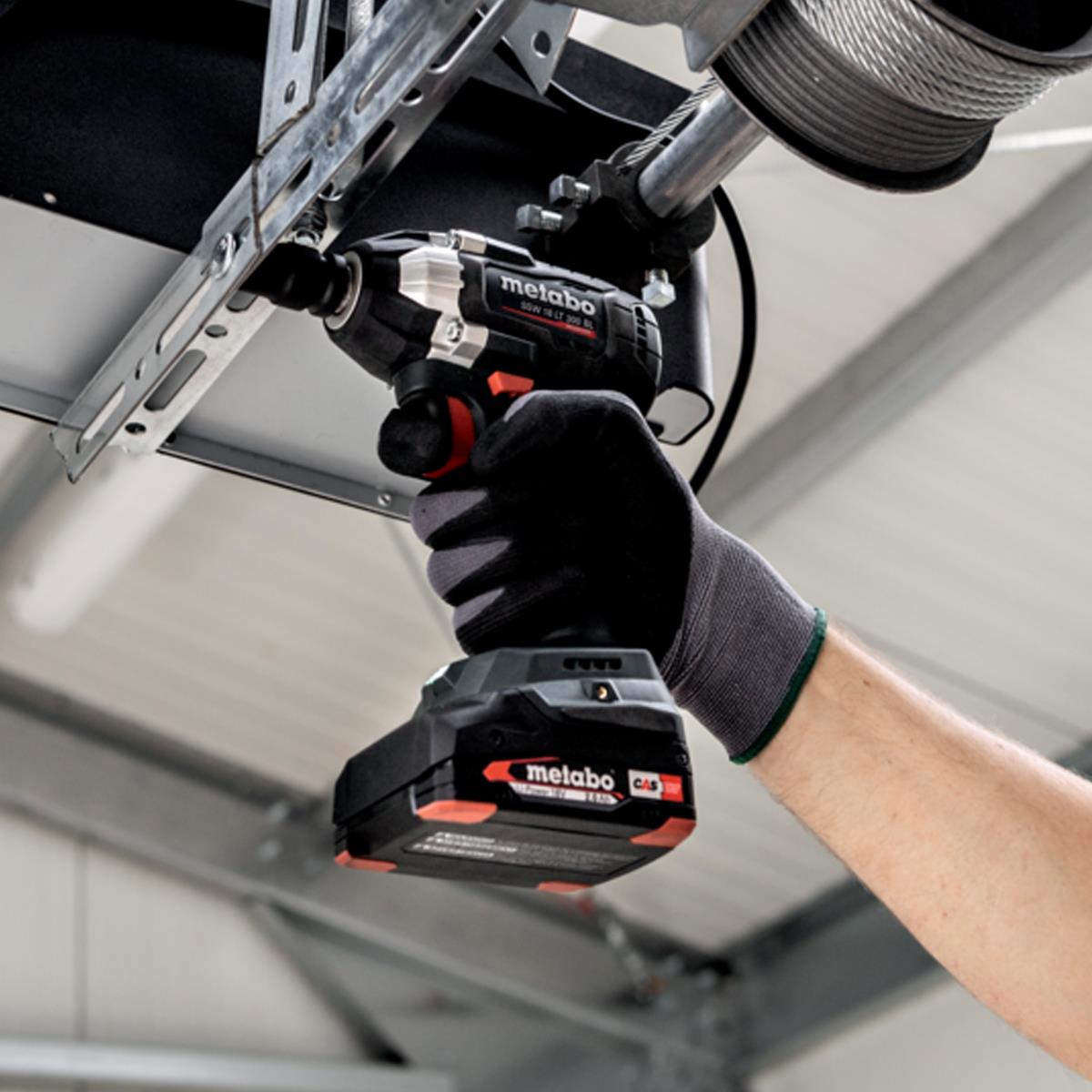 Metabo Combo Set 2.9.3 18V Brushless Drill Driver & Impact Wrench with 2 x 5.2Ah Battery, Charger & MetaBOX