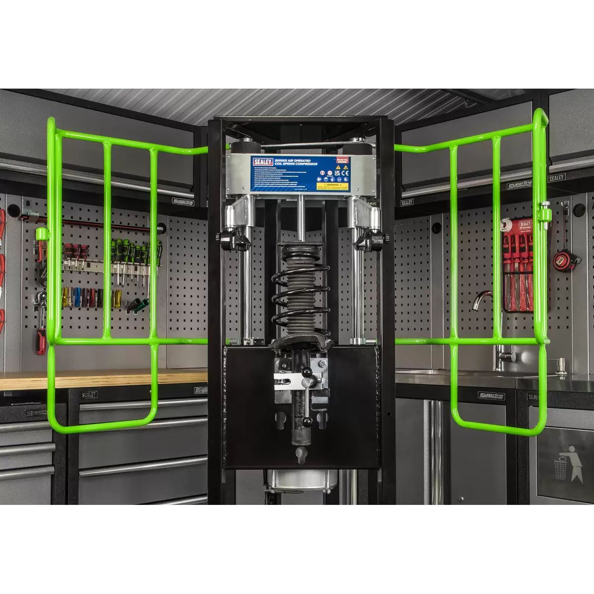 Sealey RE3000 Air Operated Coil Spring Compressor 3000kg