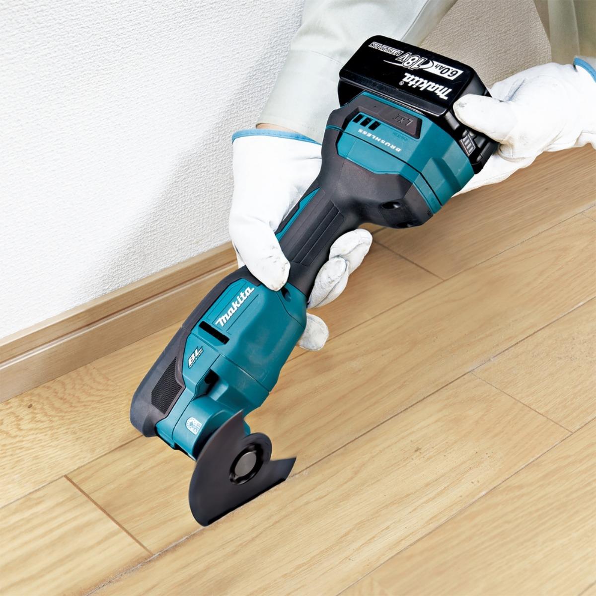 Makita DTM53Z 18V LXT Brushless Multi Tool With 34 Piece Accessory Set