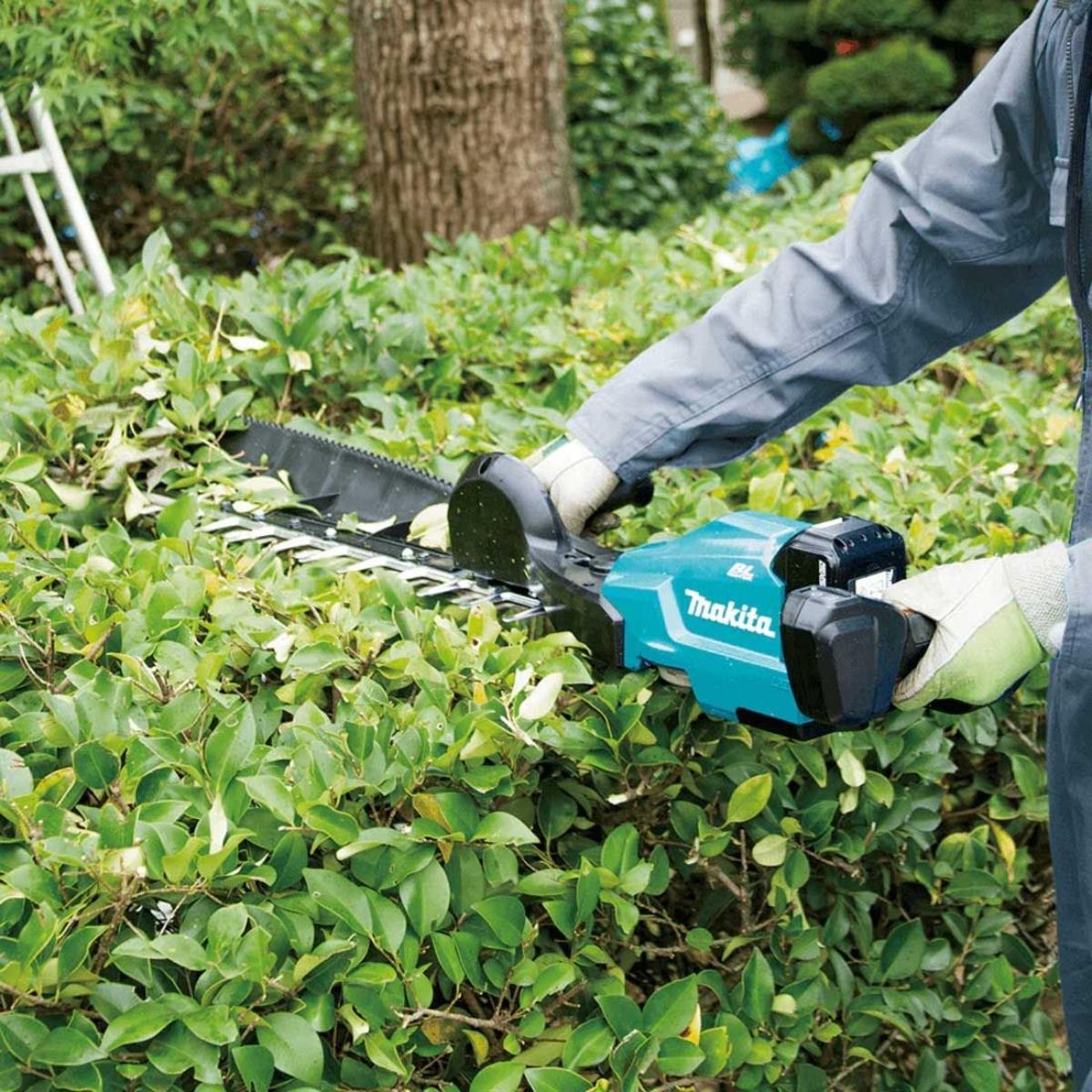 Makita DUH754SZ 18V LXT Brushless Hedge Trimmer Body Only