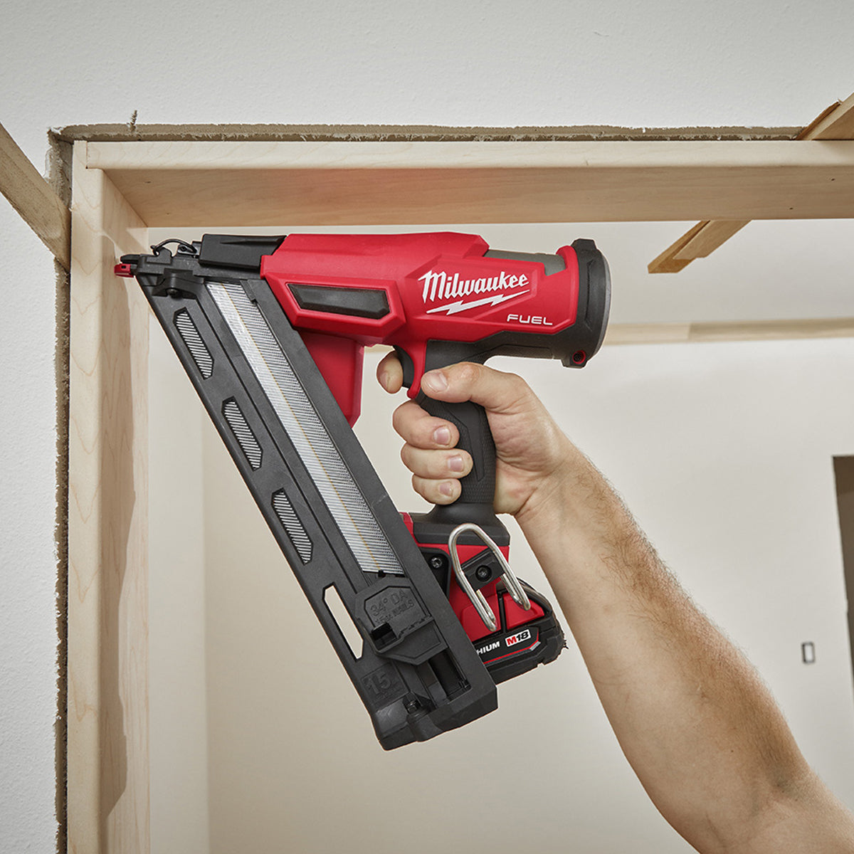 Milwaukee second fix discount nailer