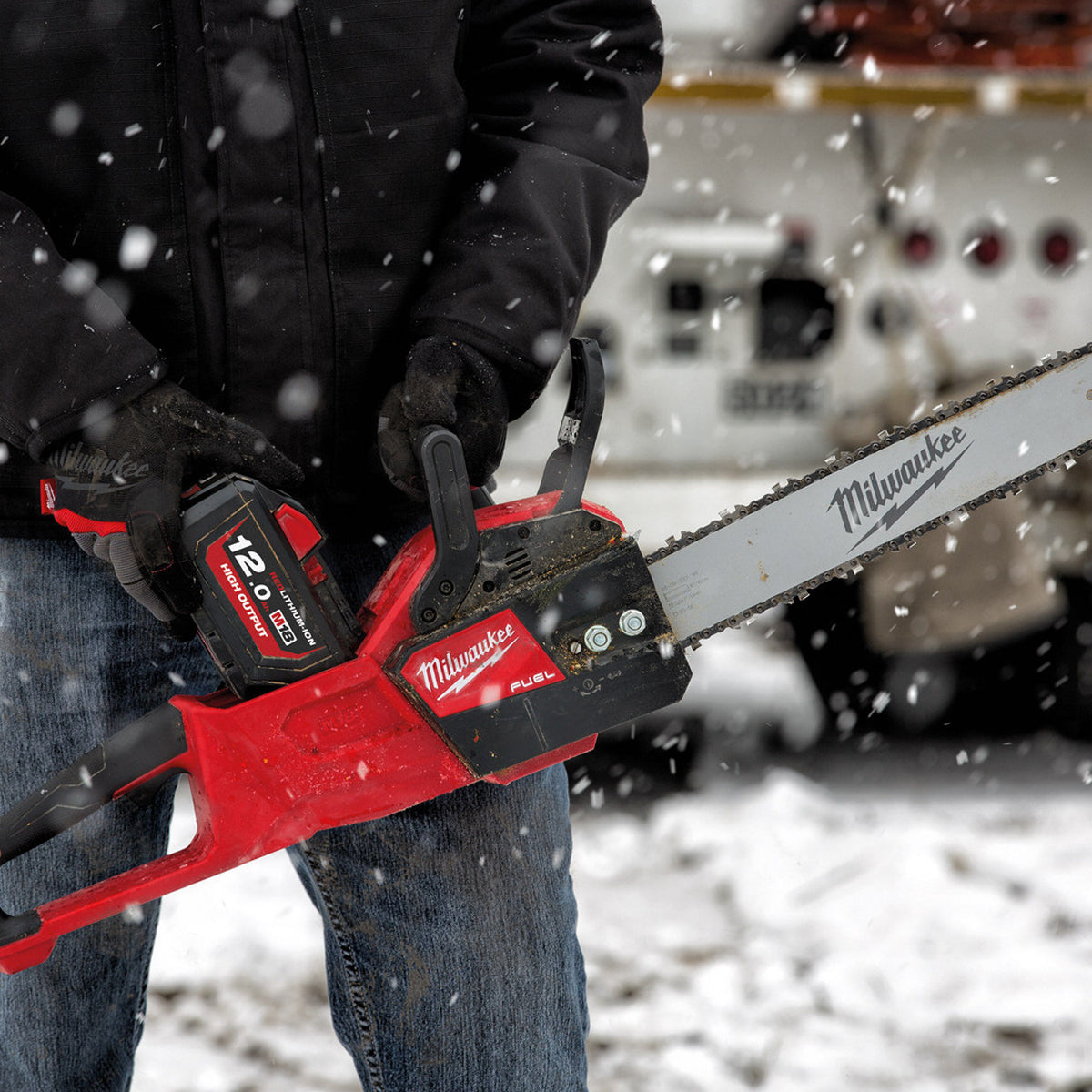 Milwaukee M18FCHSC-0 18V Fuel Brushless Chainsaw with 1 x 5.0Ah Battery