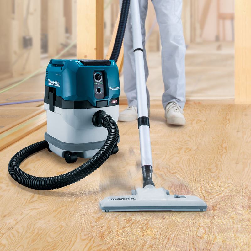 Makita VC003GLZ 40Vmax XGT Brushless L-Class Dust Extractor with 1 x 2.5Ah Battery & Charger