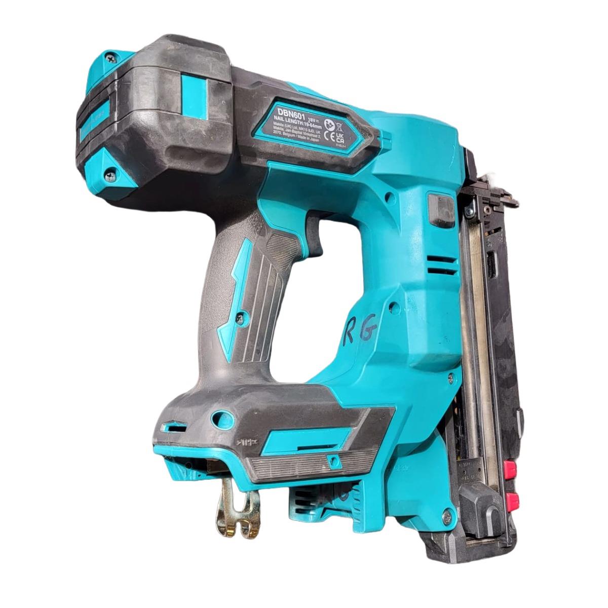Makita DBN601ZJ 18V LXT Brushless 16Ga Straight Finishing Nailer With Makpac Type 4 Case Item Condition Seller Refurbished