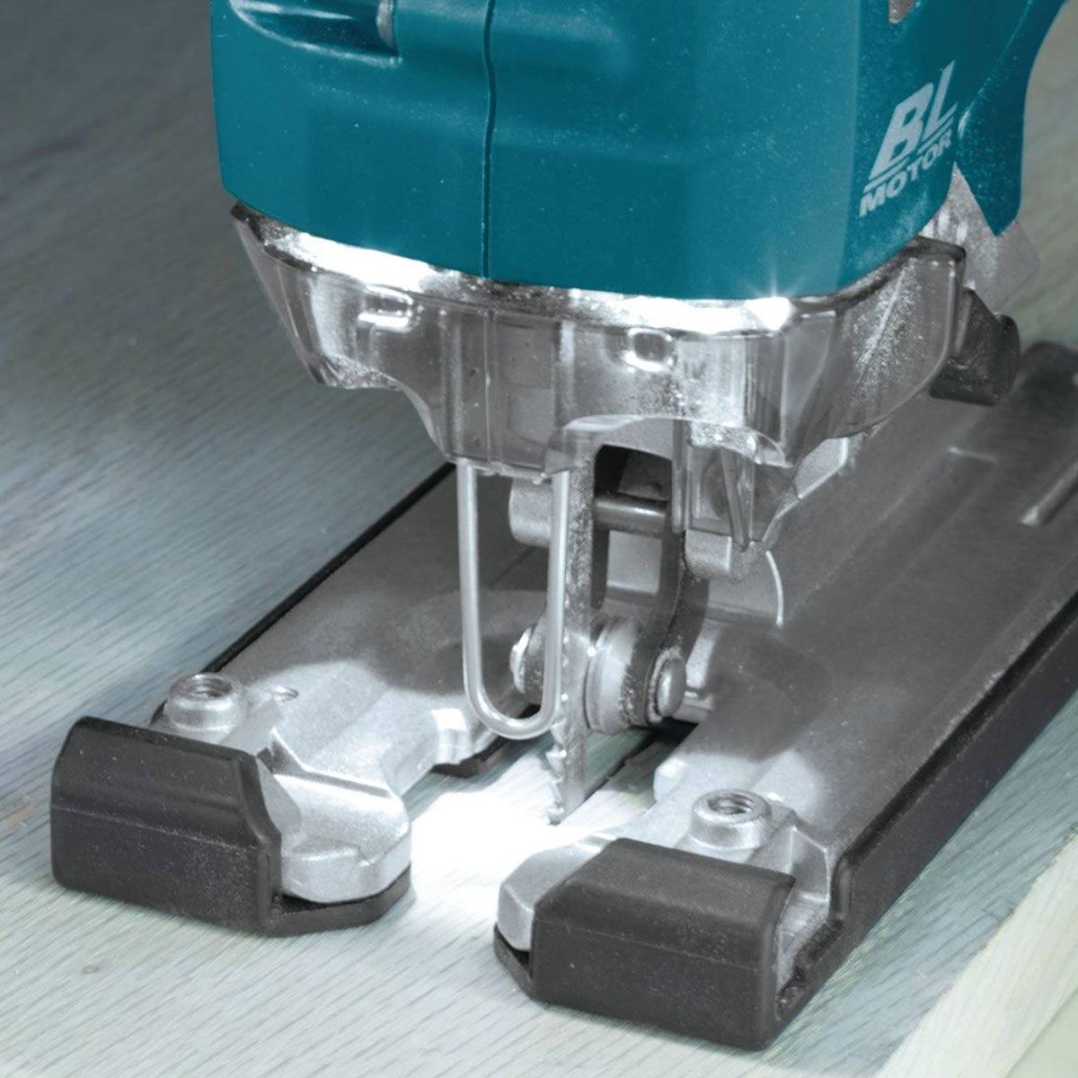 Makita DJV182RTJ 18V LXT Brushless Jigsaw Top Handle With 2 x 5.0Ah Batteries, Charger & Case