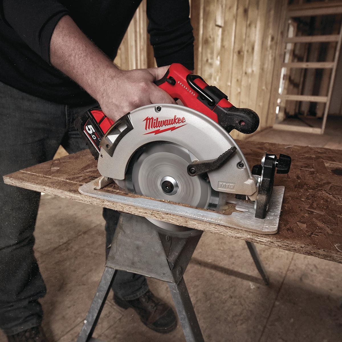 Milwaukee M18BLCS66-0 18V Brushless 190mm Circular Saw with 2 x 5.0Ah Battery & Charger