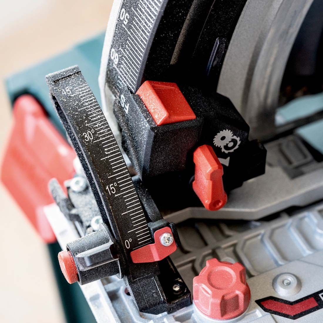 Metabo KT 18 LTX 66 BL 18V Brushless Plunge Cut Circular Saw Body Only in Metabox 601866840