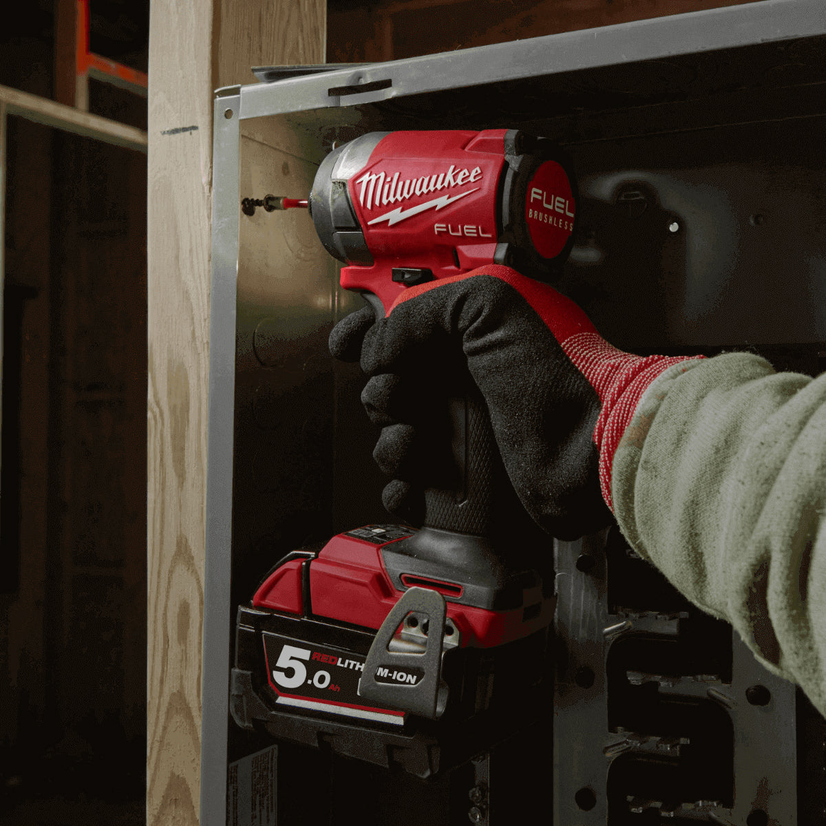 Milwaukee M18FID3-0 18V Fuel Brushless Impact Driver with 1 x 5.5Ah Battery & Charger