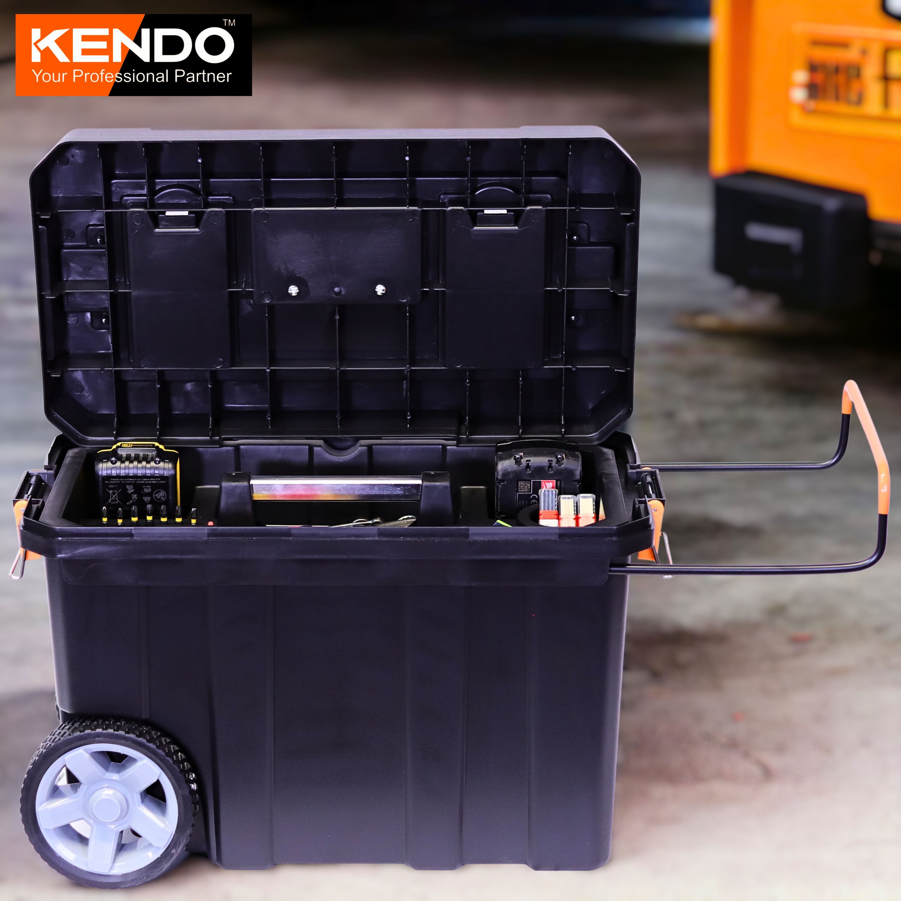 Kendo Mobile Tool Box with 2 Organizers