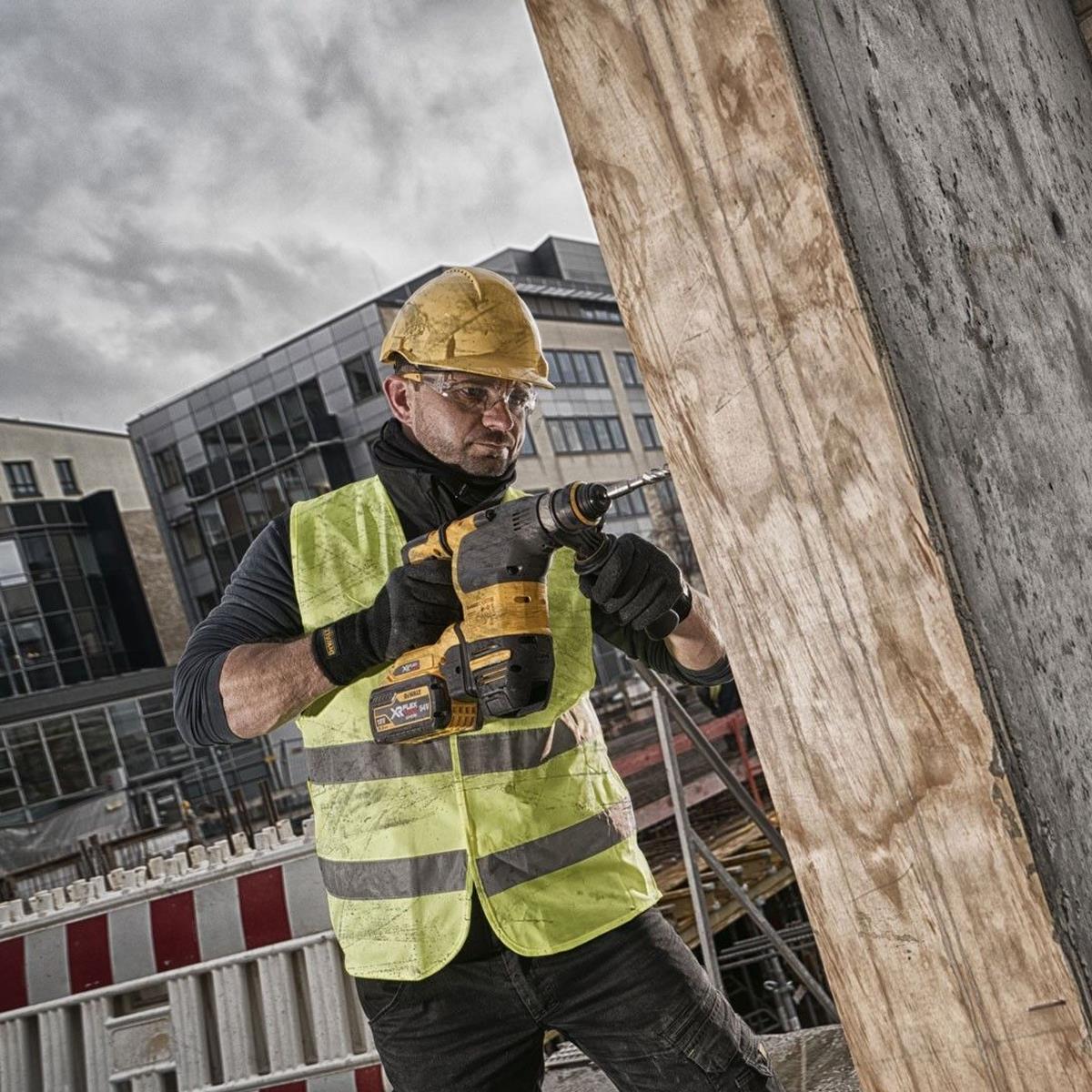 Dewalt DCH333T2-GB 54V XR FlexVolt Brushless SDS+ Hammer Drill with 2 x 6.0Ah Battery, Charger & Case