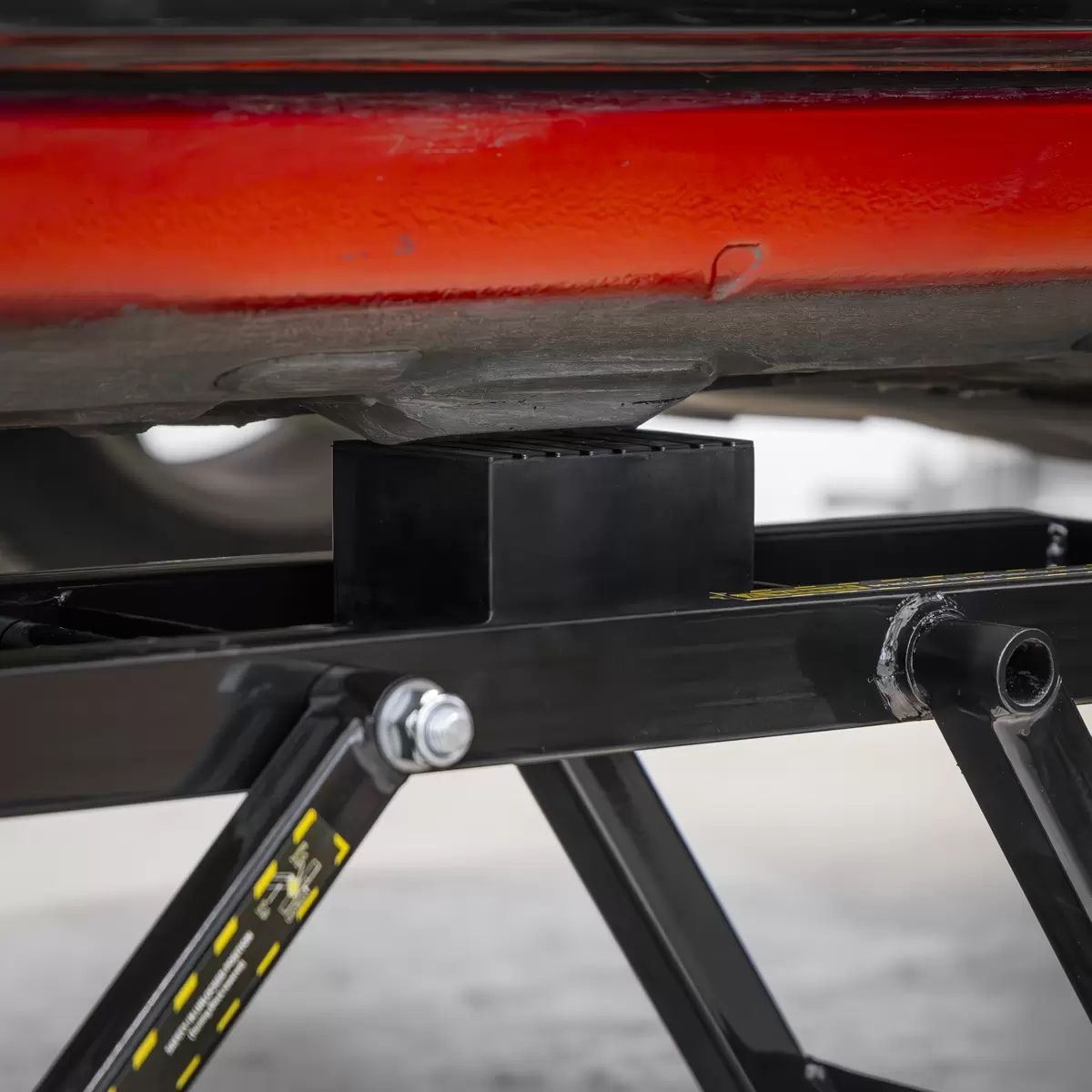 Sealey CLM2250 Portable Car Lift 2.25 Tonne Capacity for Convenient Vehicle Lifting