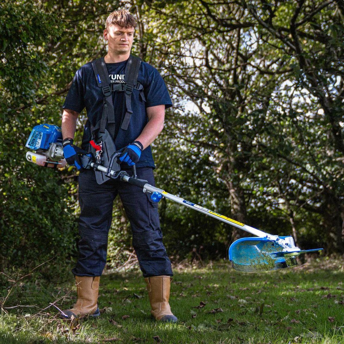 Hyundai HYMT5200X-1 52cc Petrol Garden 5 in 1 Multi Tool