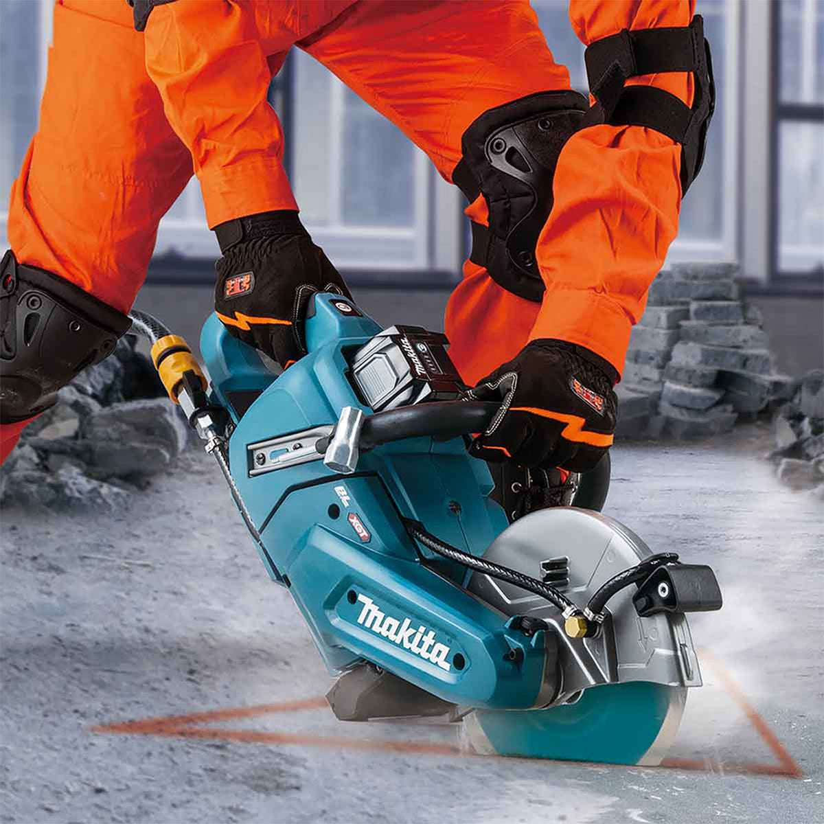 Makita CE003GZ02 40VMax XGT 230mm Brushless Disc Cutter Body Only