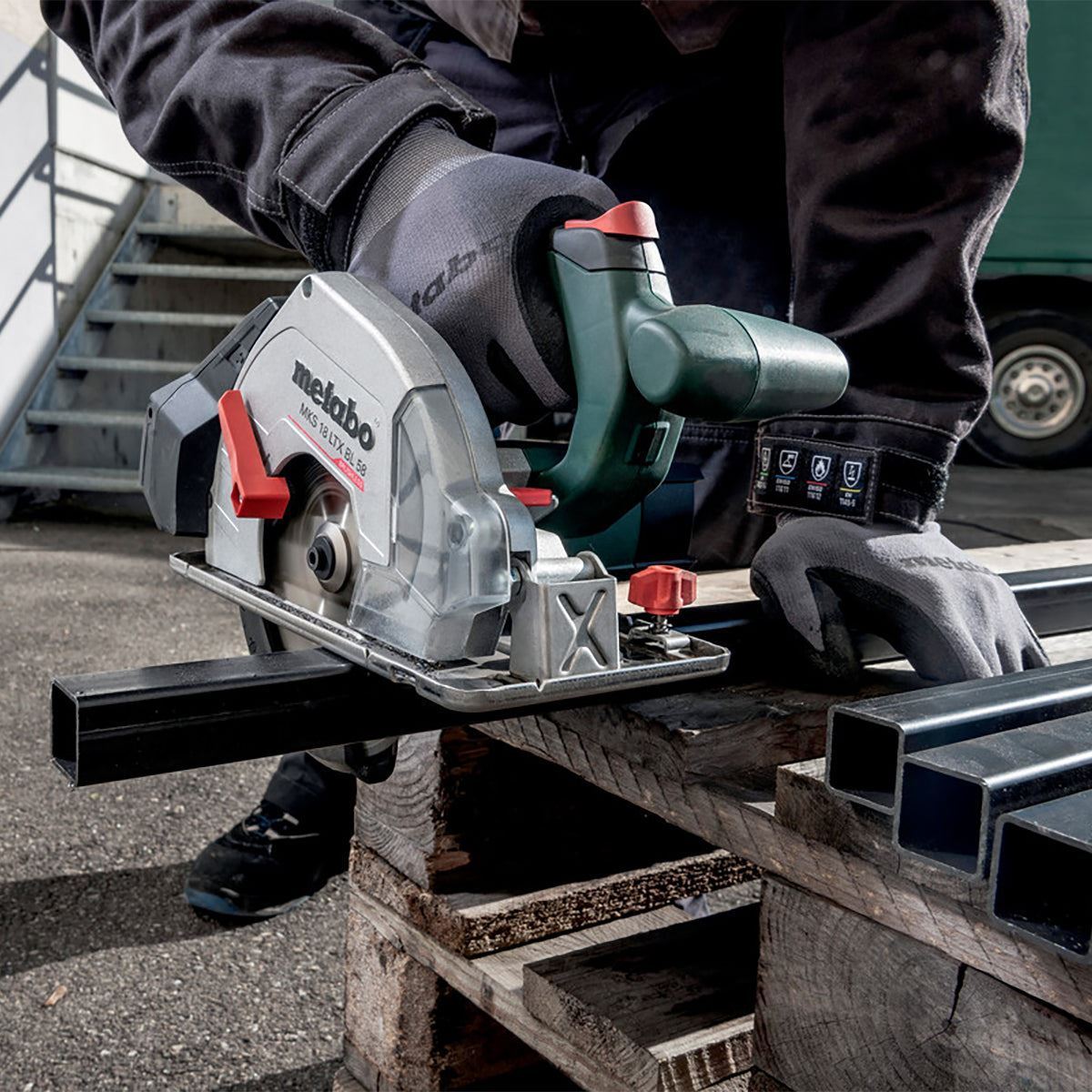 Metabo MKS 18 LTX BL 58 18V Brushless 165mm Circular Saw with 1 x 8.0Ah Battery Charger & Metabox
