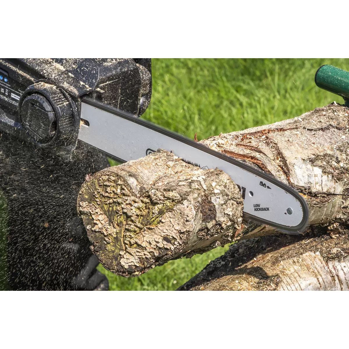 Sealey CP40VCS 40V SV20 Series 35cm Cordless Chainsaw Body Only