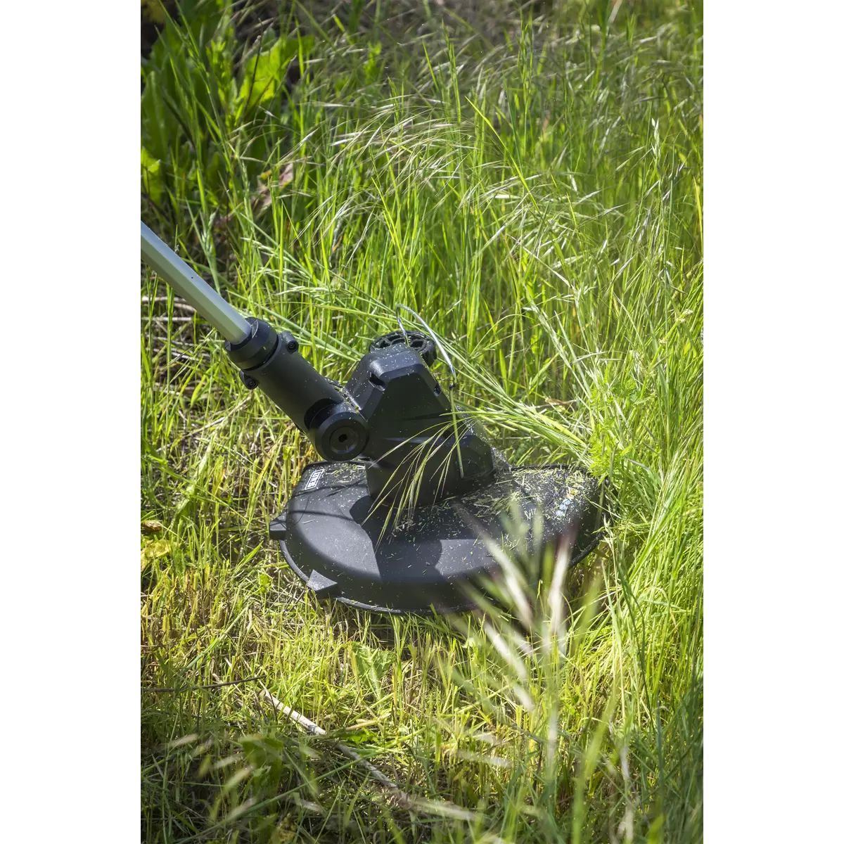 Sealey CP40VGSKIT 40V 30cm Cordless Grass Strimmer Kit With 2 battries & charger