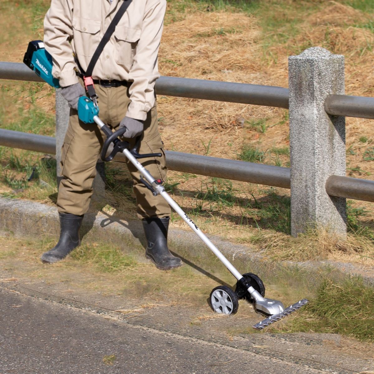 Makita 1913C9-3 Split Shaft Ground Trimmer Attachment Set EN424MP