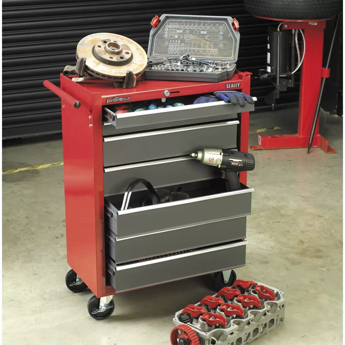 Sealey AP22507BB Rollcab 7 Drawer with Ball-Bearing Slides Red/Grey