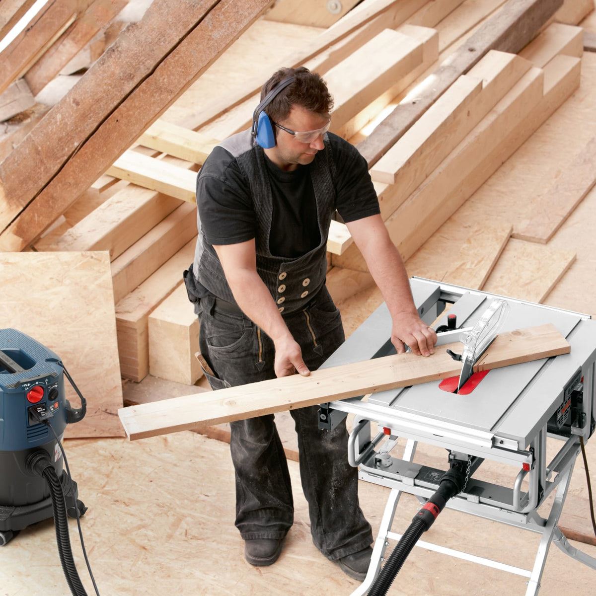 Bosch GTS 10 J Professional Table Saw 240V/1800W Compact Design with Precision Cutting 0601B30570