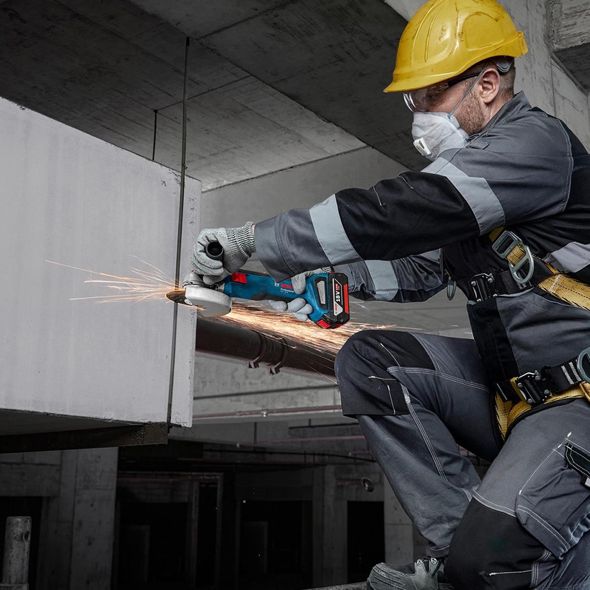 Bosch GWS 18V-8 18V Brushless 125mm Angle Grinder Body Only 06019N9000