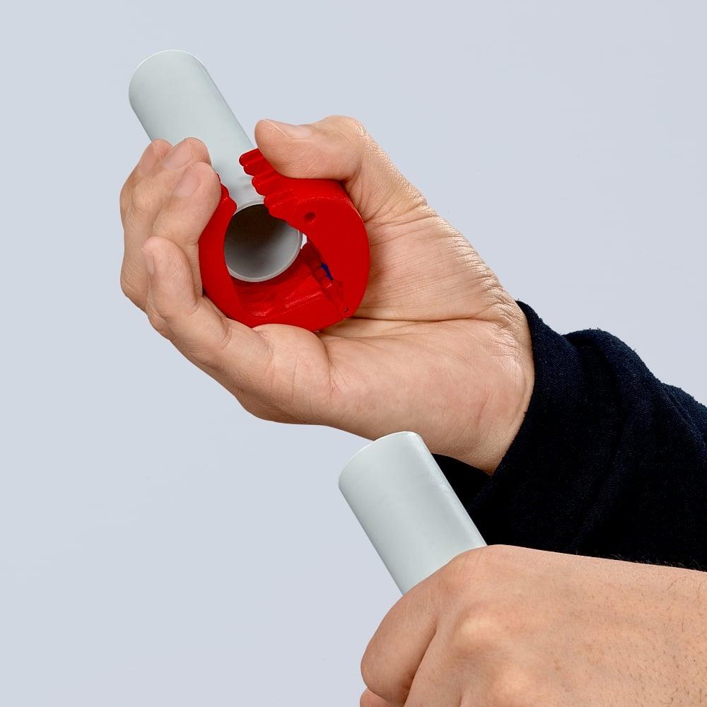 Knipex 72mm BiX Plastic Pipe Cutter & Sealing Sleeves 90 22 10 BK