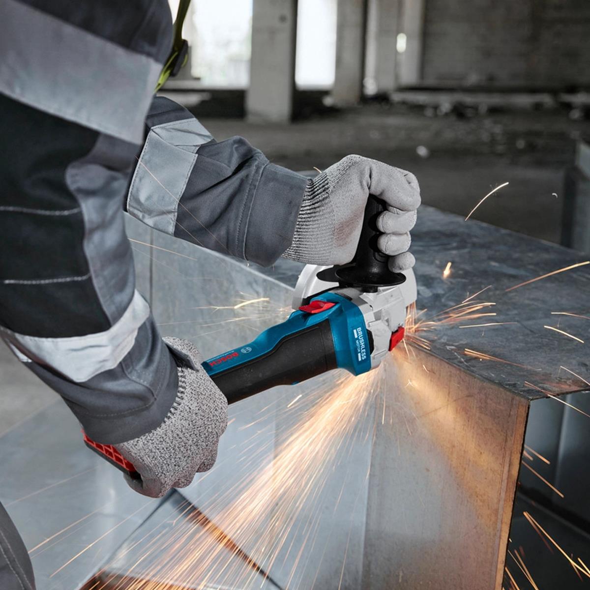 Bosch GWS 18V-8 18V Brushless 125mm Angle Grinder Body Only 06019N9000