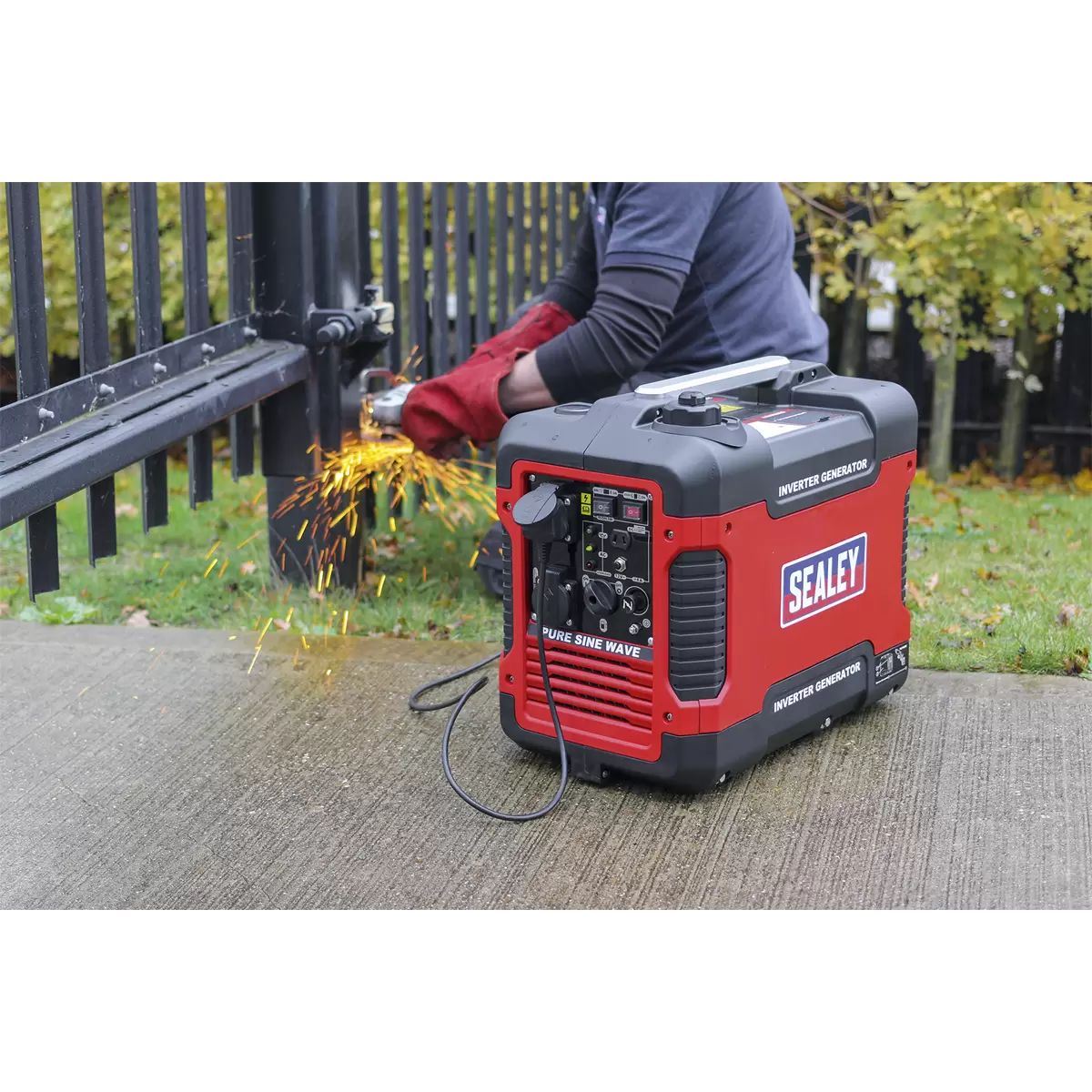 Sealey G2000I Inverter Generator 4-Stroke Engine 230V2000W