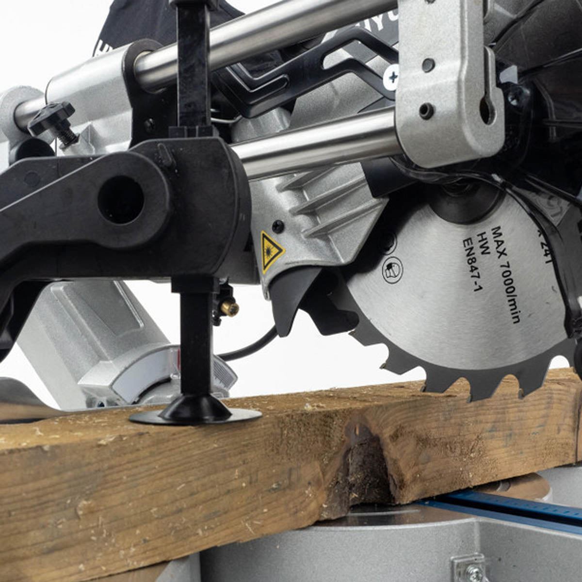 Hyundai HYMS1500E Mitre Saw with 210mm Blade 230V/1500W Crosscut Saw for Precision Cutting