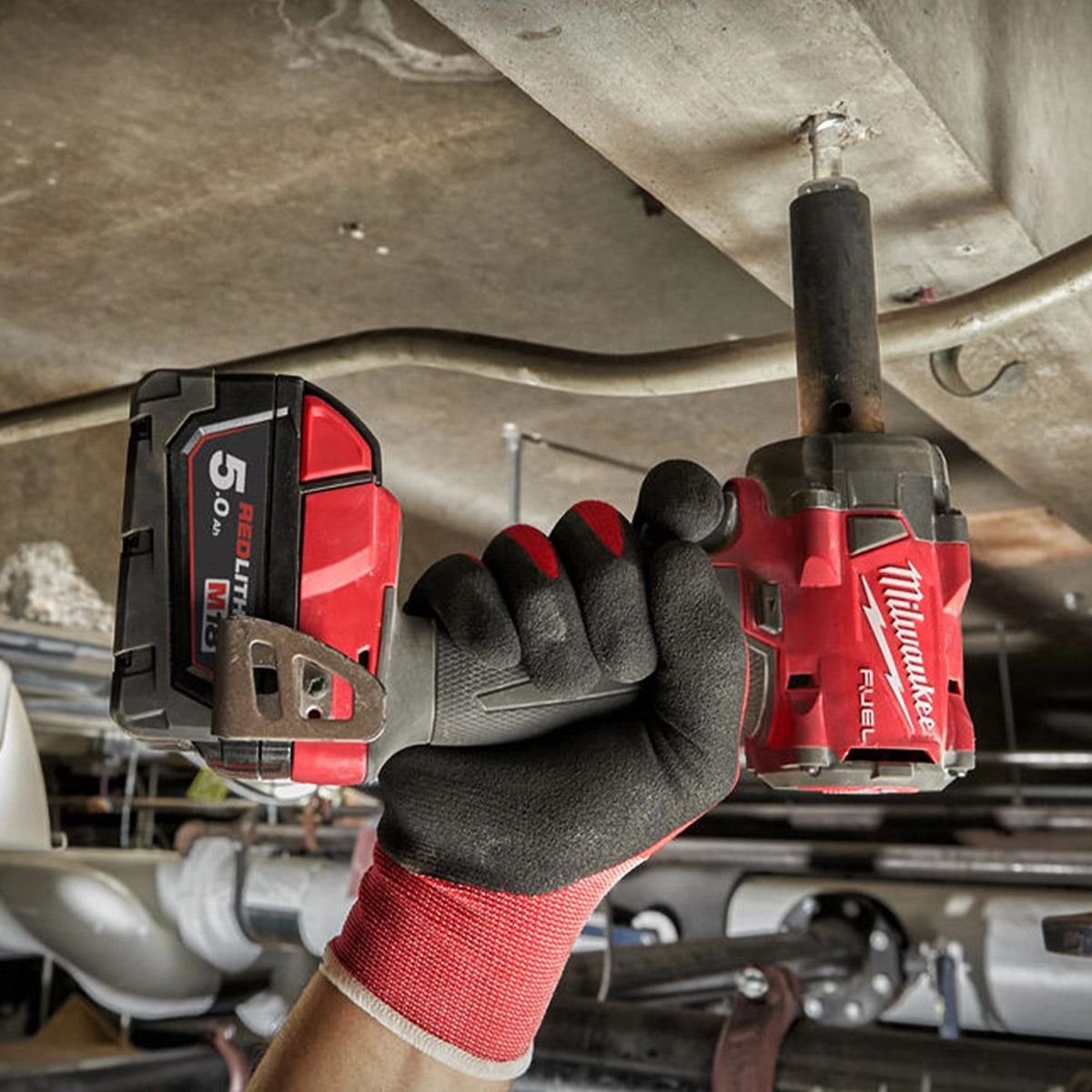 Milwaukee M18FIW2F12-0 18V Brushless Impact Wrench with 1 x 5.0Ah Battery Charger & Bag
