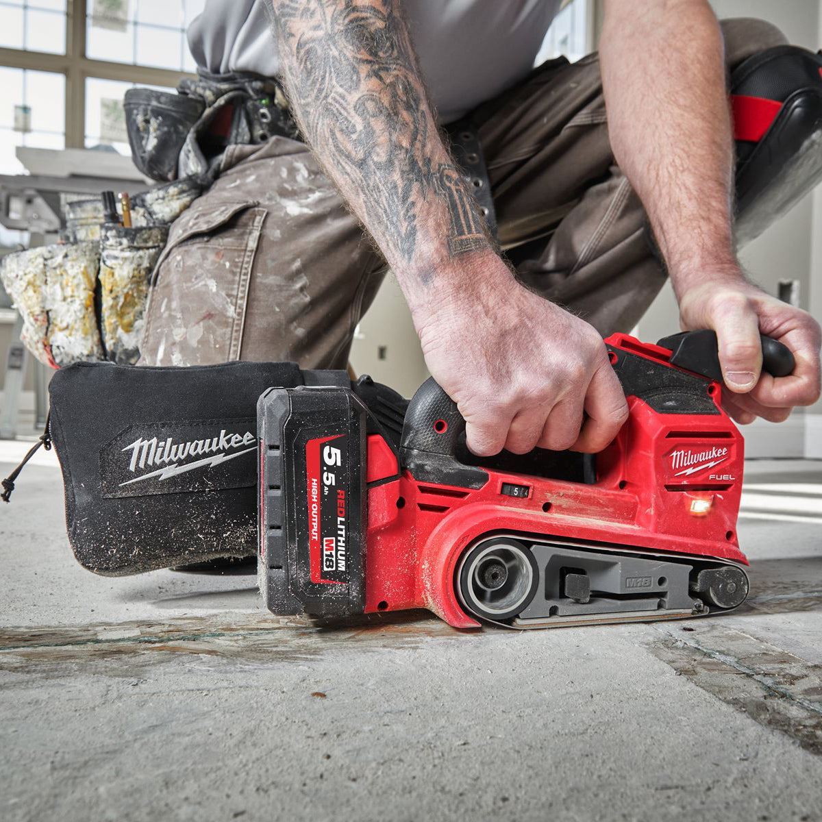 Milwaukee M18FBTS75-0 M18 FUEL 18V Brushless Belt Sander With 1 x 6.0Ah Battery & Charger