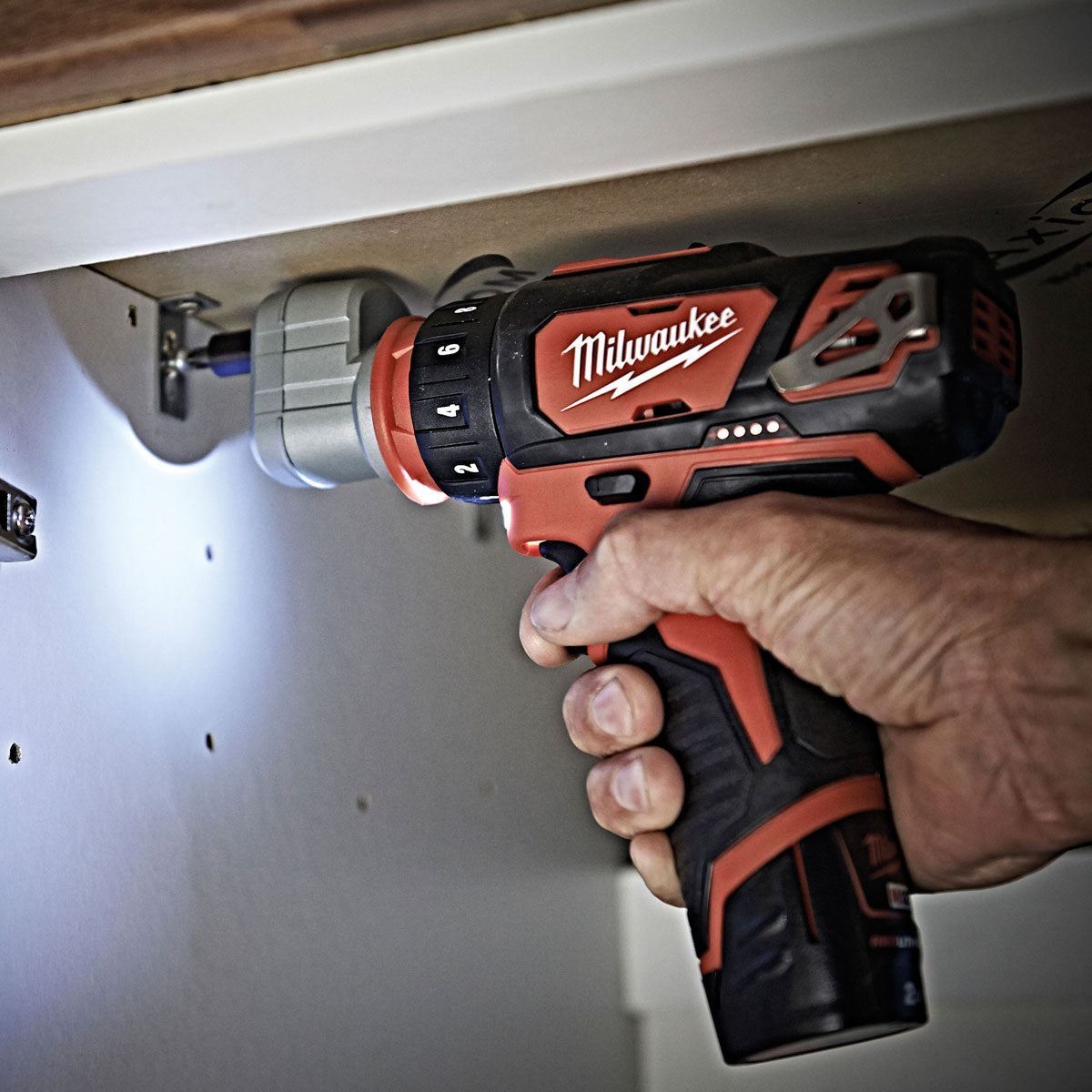 Milwaukee M12BDDXKIT-201C 12V Removable Drill Driver with 1 x 2.0Ah Battery Charger & Case