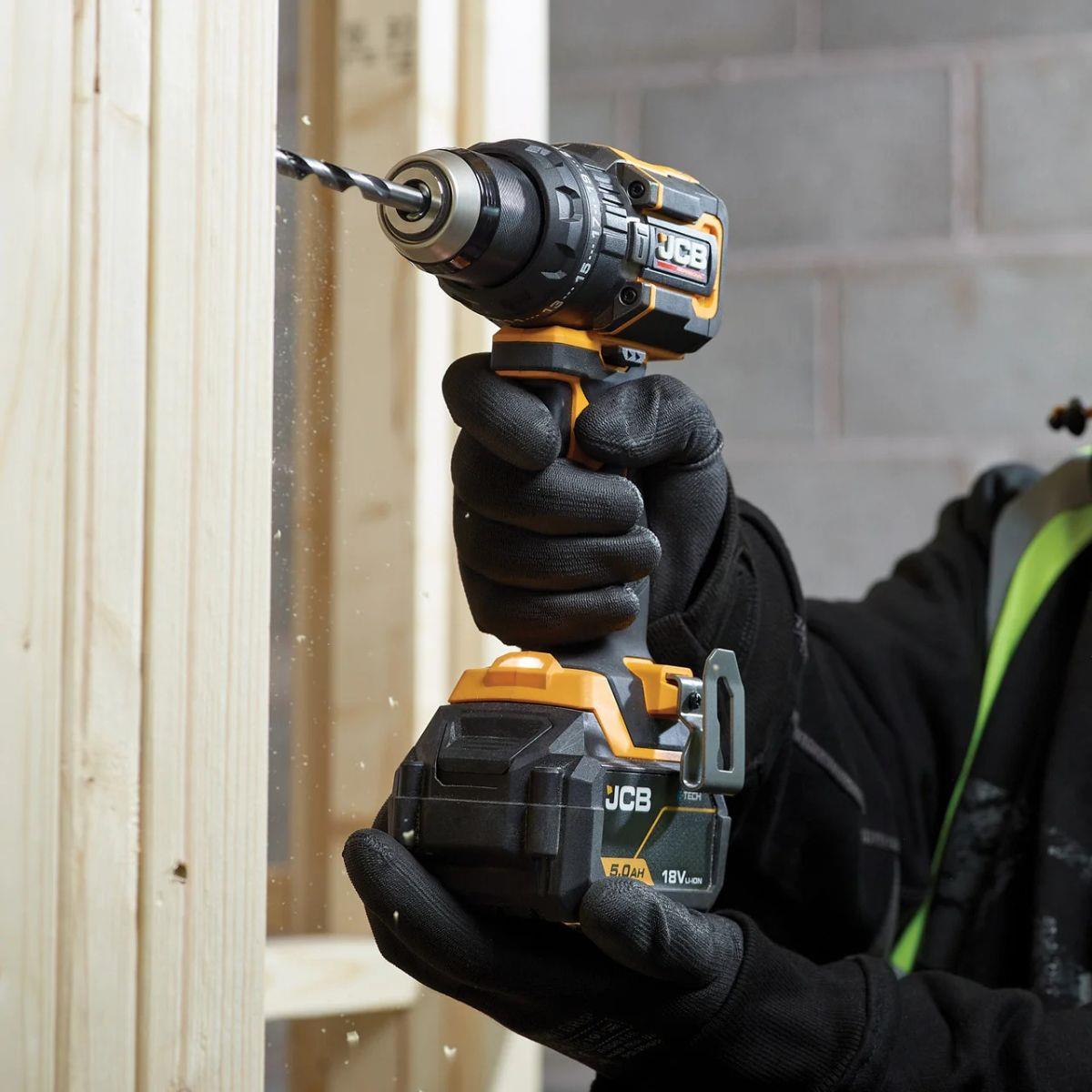 JCB-18PKIT-4 Pro 18V Combi Dril & 115mm Angle Grinder With 2 x 5.0Ah Li-ion Batteries & 4.5A Fast Charger In Soft Tool Bag